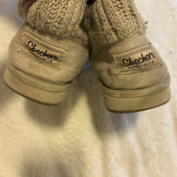 Sketchers high warm boots size 8.5 - Picture 2 of 5